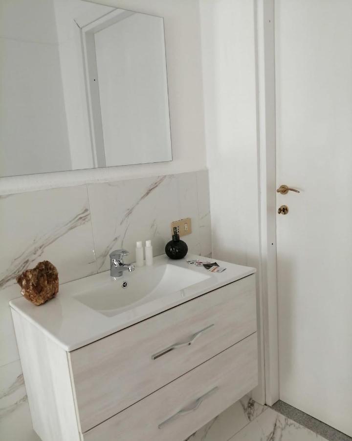 Appartamento Moderno Rustico Olbia Exterior foto